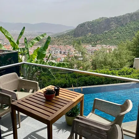 Hayat アパート *